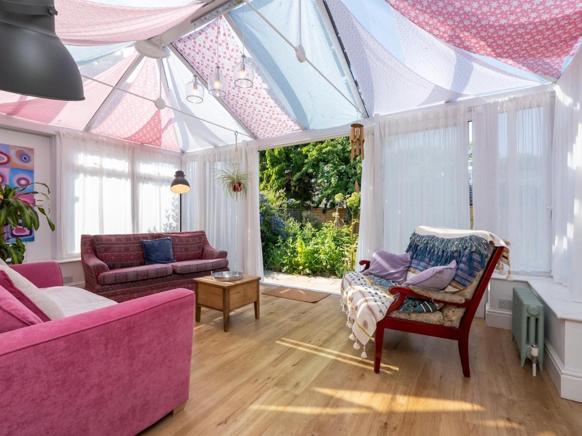 Pass The Keys Spacious Family Home With Parking 巴斯 外观 照片