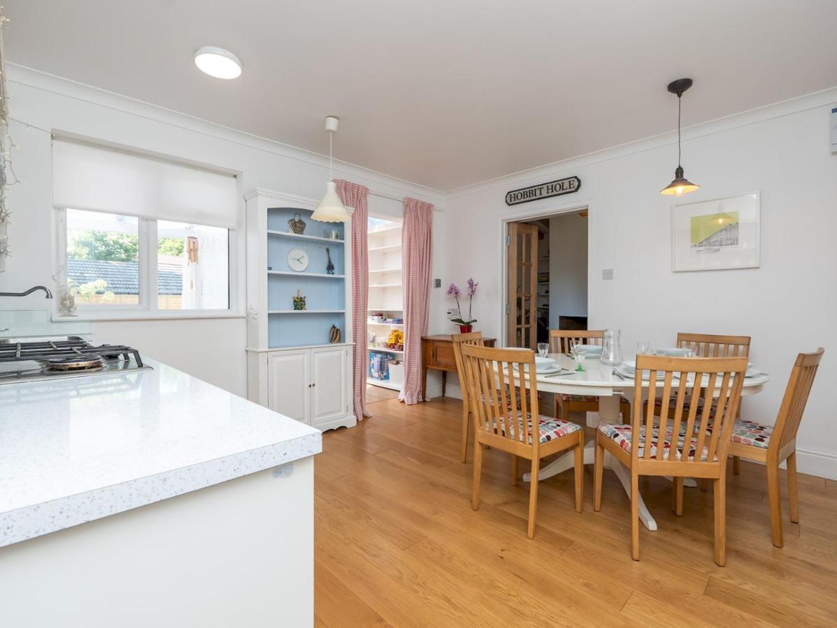 Pass The Keys Spacious Family Home With Parking 巴斯 外观 照片